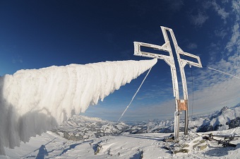 Gasthaus Steinberg summit cross on the Steinbergstein